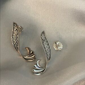 Wave 925 Sterling Silver Mermaid wave or fish tail Tail Earrings